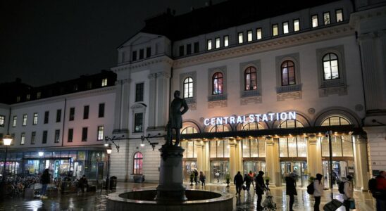 Bomb alarm at Stockholms central station