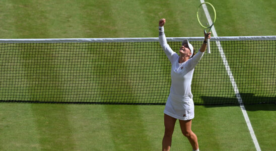 Czech Barbora Krejcikova beats Italian Jasmine Paolini to clinch second