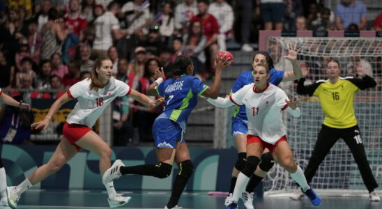 First womens handball match