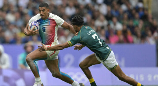 France crushes South Africa and heads into the rugby 7s