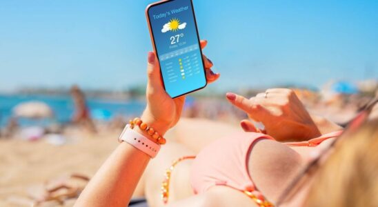 How to take good care of your smartphone in summer