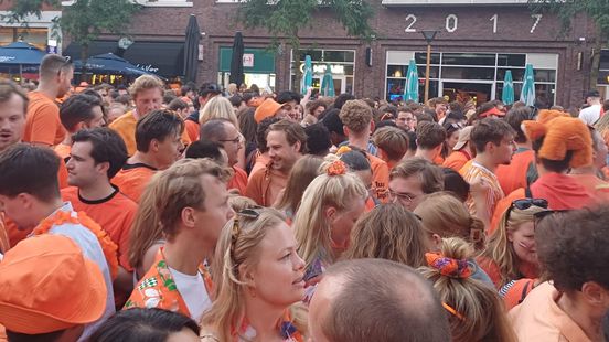 Injured after riots during Orange in Utrecht police clear the