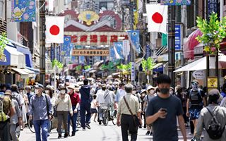 Japan household spending down in May