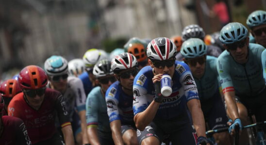 LIVE Tour de France 2024 Bikes stolen before the start