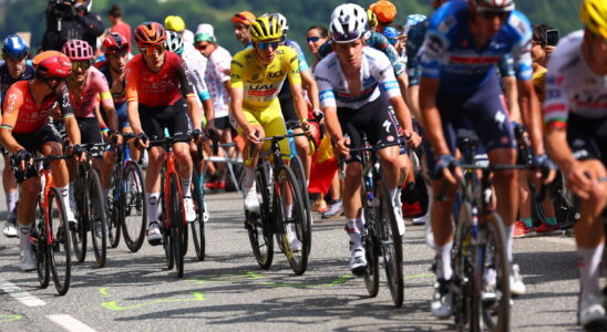 LIVE Tour de France 2024 an arrival at the Plateau