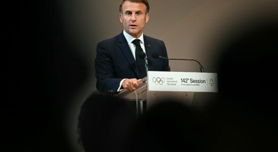 Macron to go to the IOC to support Frances candidacy