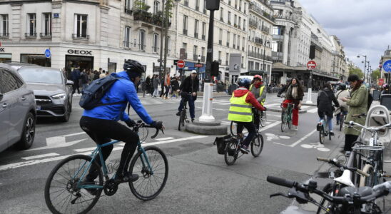 More and more cyclists are doing it on the road