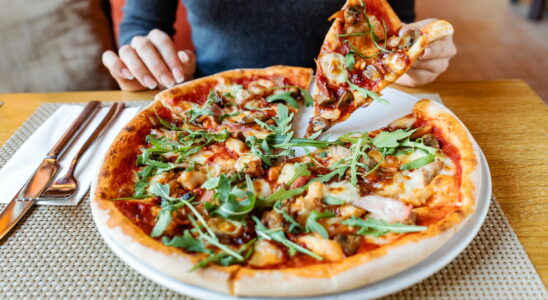 Nutritionists Little Secret to Eating Pizza Without Raising Blood Sugar