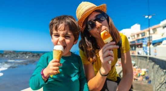 On vacation the French spend less on eating