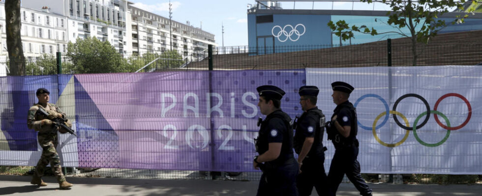 Paris under very high security before the start of the