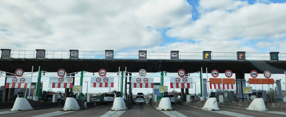 This motorway is the most expensive in France several euros