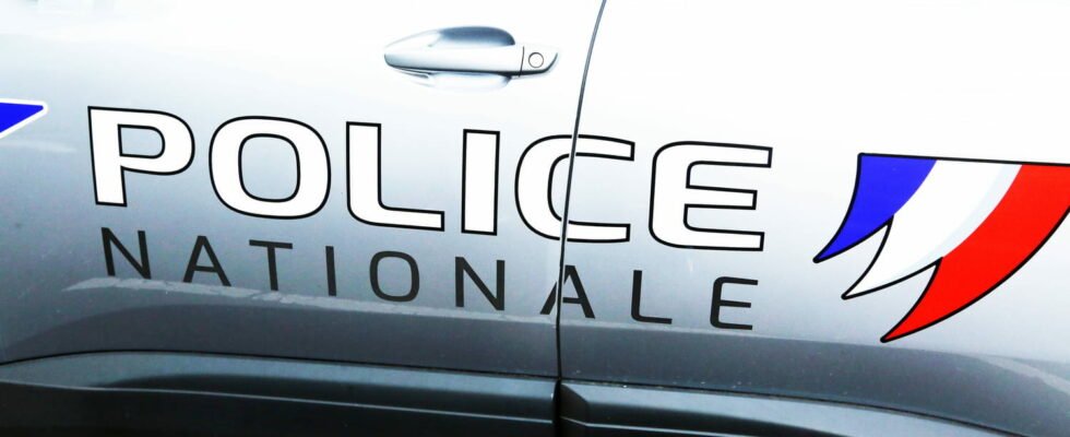 Two people stabbed in Seine et Marne one suspect on the run