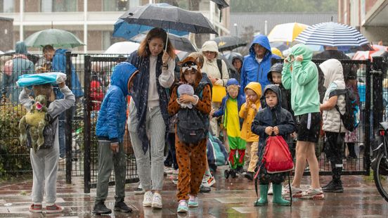 Utrecht is going on holiday and so the schoolyard is