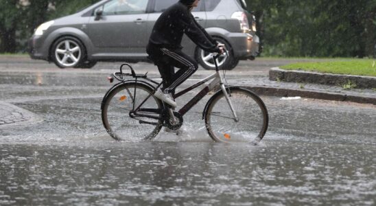 1724544849 SMHI warns of torrential rain