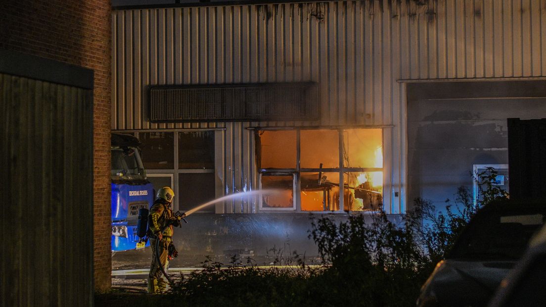 1724734999 881 112 News Roof fire in Utrecht Dozens of fans