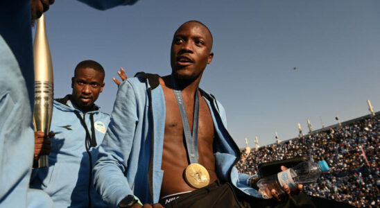 2024 Olympics Botswana celebrates sprinter Letsile Tebogo its first gold