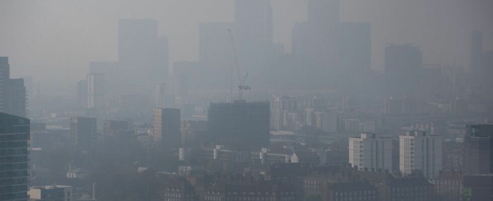 Air pollution may affect our mood