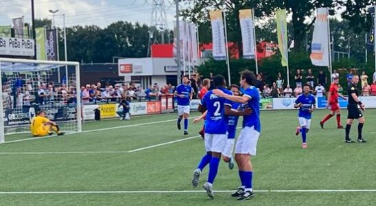 Amateur football defending champion Spakenburg defeated GVVV takes a point