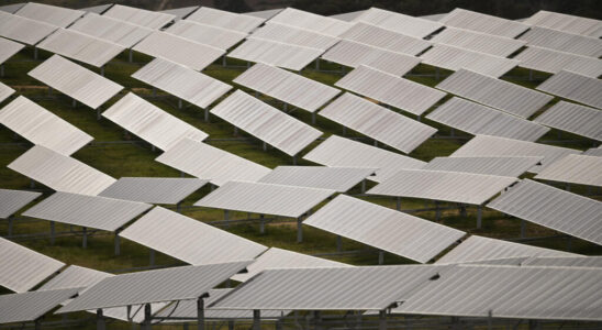 Australia announces building worlds largest solar farm