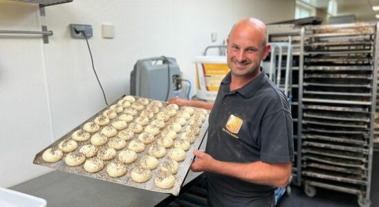 Baker Albert bakes for F1 in Zandvoort We bake 25000