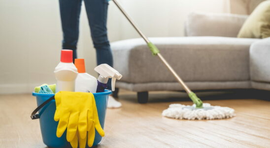 Expert warns Avoid using these cleaning products you risk