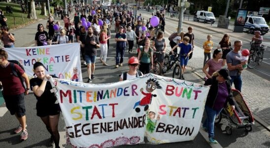 Germany Ahead of regional elections strong mobilisation in Leipzig against