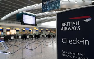 Heathrow almost 8 million passengers in July new record