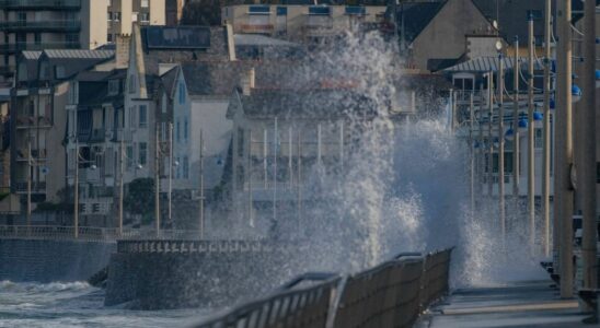 High tides be careful on the Atlantic coast How to