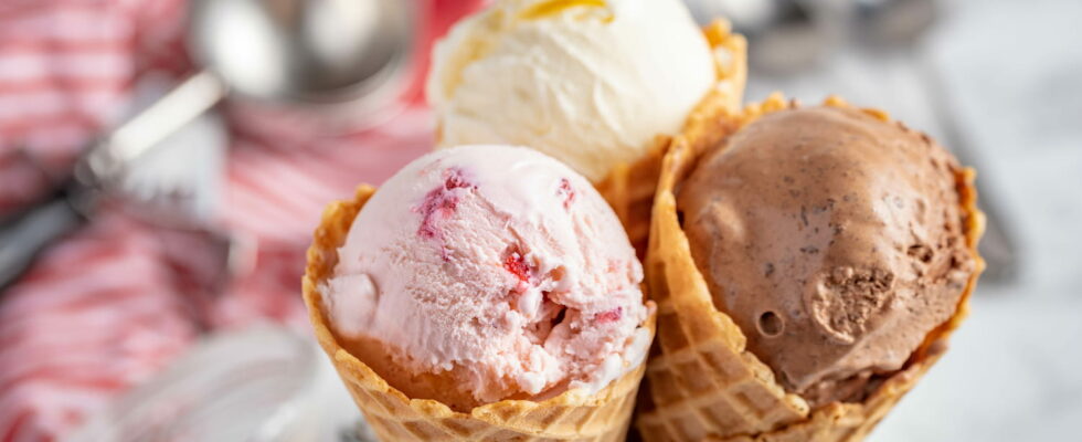 How to recognize real ice cream These 3 clues never