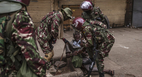 Kenya Police attempt to crush new protests against President Rutos