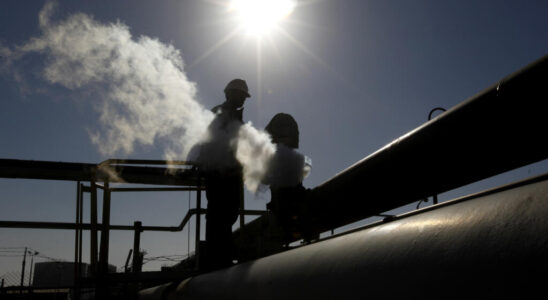 Libya Oil production suspended at countrys largest field