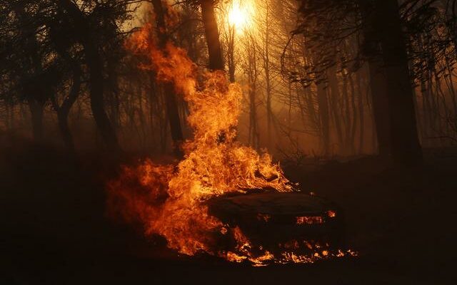 Neighbors are in terror Fire in Greece villages evacuated