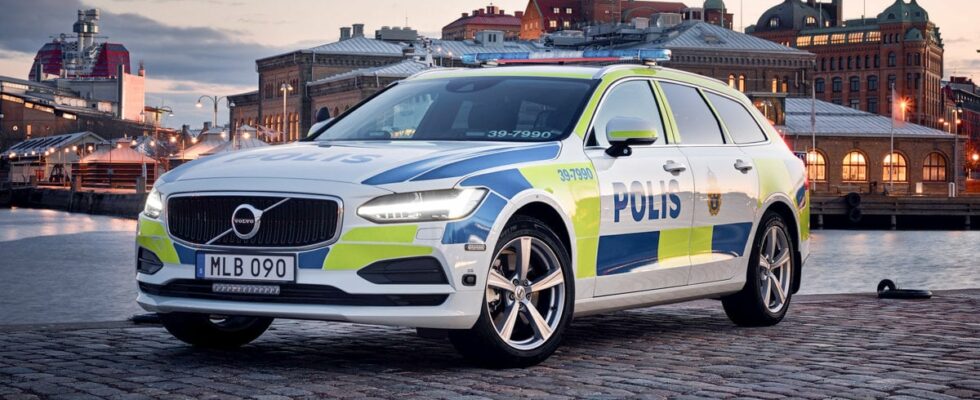 Police cars are so much faster than a normal Volvo