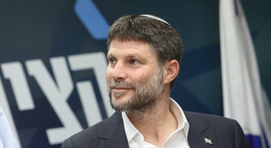 Smotrich Netanyahus minister who is slowing down negotiations with Hamas