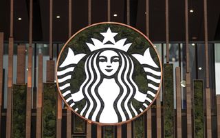 Starbucks Names Brian Niccol From Chipotle ​​As CEO