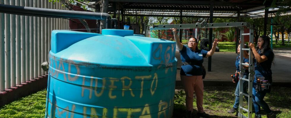 The womens trick against Mexicos water shortage