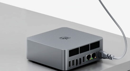 These new Beelink mini PCs have a little something extra