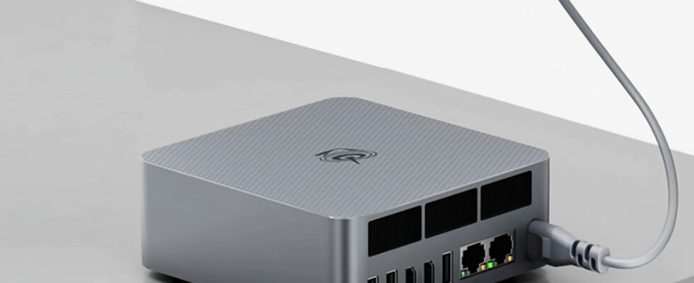 These new Beelink mini PCs have a little something extra