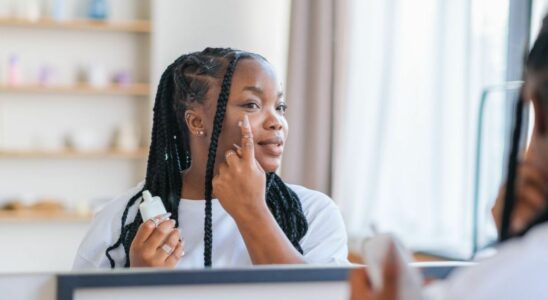 This summer how to combine sunscreen and makeup to cover