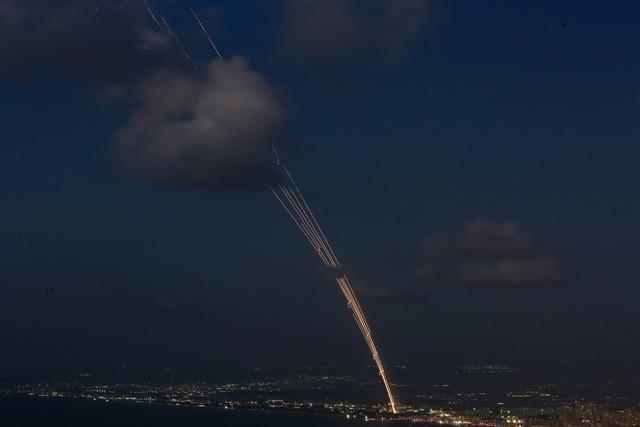 AA-20240923-35716614-35716612-A SERIES OF ROCKETS WERE FIRED FROM THE SOUTH OF LEBANON TO THE CITY OF HAIFA IN ISRAEL