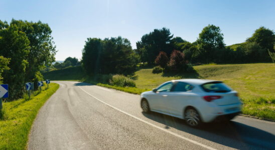 A new fine is coming motorists caught flashing will have