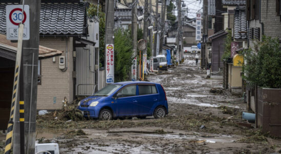 After heavy flooding rescue teams are deployed to search for