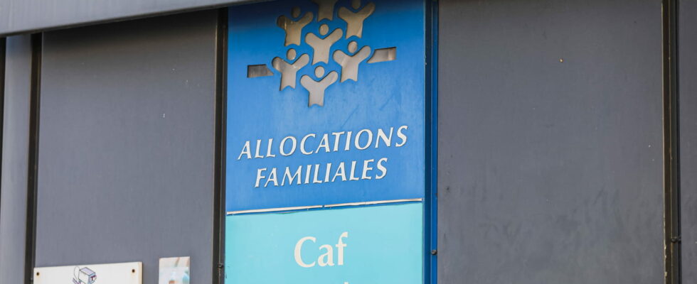 CAF to pay benefits earlier 13 million French people affected