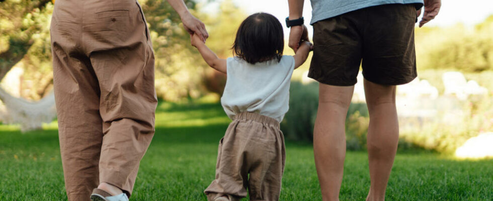 China ends adoption of children by foreign couples