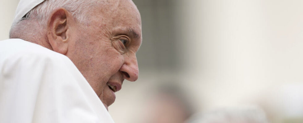 Church sexual abuse scandal at heart of Pope Francis visit