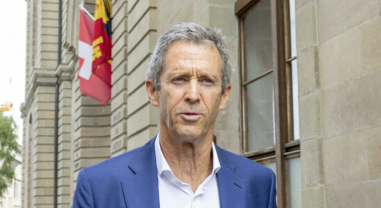 Convicted in Switzerland for corruption businessman Beny Steinmetz requests a