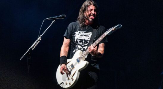 Dave Grohl Announces He Has an Illegitimate Child How Can