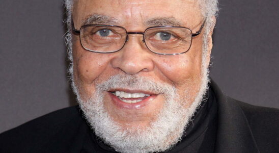 Death of James Earl Jones a legendary voice of cinema