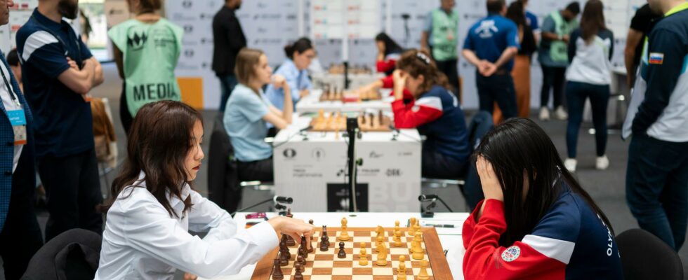 Divided chess world voted down Russian entry