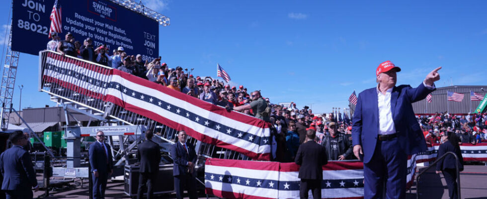 Donald Trump in Wisconsin three days before the debate against